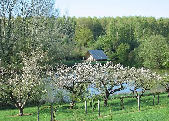 Tente de luxe Peony - The Good Life In France La Chapelle-Themer
